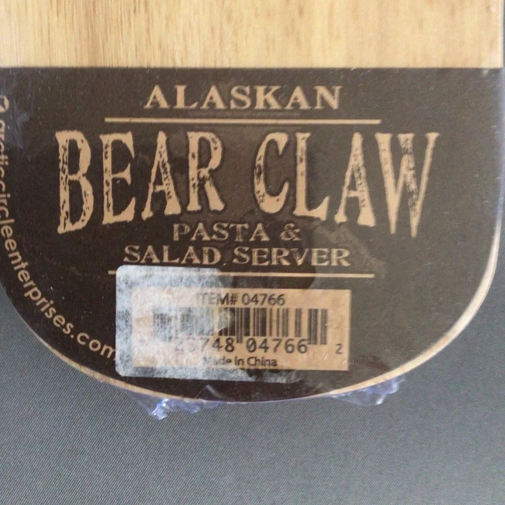 Alaskan Bear Claw wood pasta and salad server, NEW in package, 2 pieces